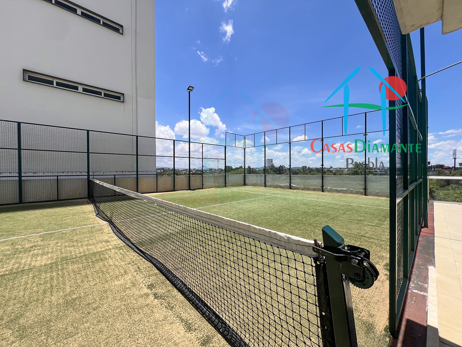 Arts Vertical Living - Cancha de pádel 1